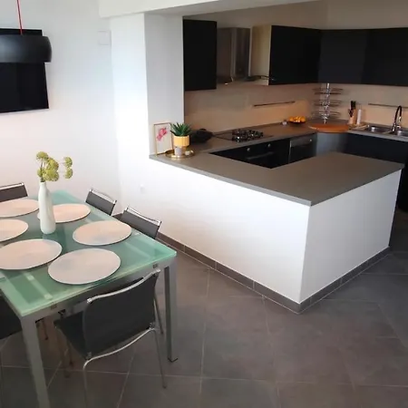 Апартаменты Flora *