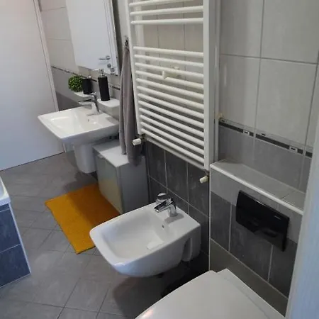 Апартаменты Flora Пула