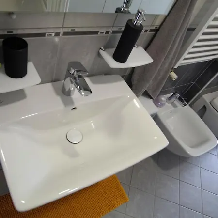 Flora Διαμέρισμα