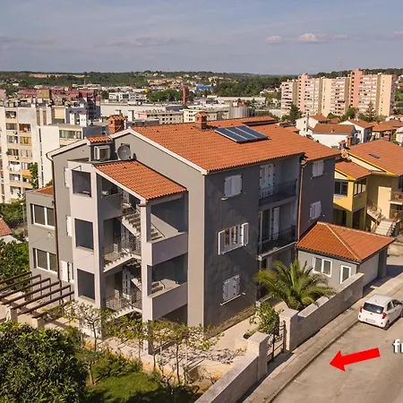 Flora Διαμέρισμα *